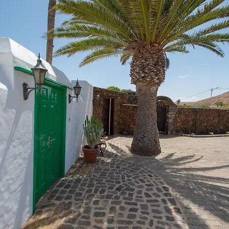 La Casa Del Valle فيلة تيغيسي